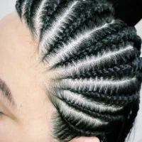 خدمات میکاپ شنیون تربت|خدمات آرایشگری و زیبایی|تربتحیدریه, کاشانی|دیوار