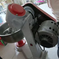 فرپیتزا دهنه۷۰ و خمیرگیر ۱۵ کیلویی|کافی‌شاپ و رستوران|سنندج, |دیوار