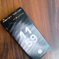 گوشی داریا نسخه امارات در حد آکبند