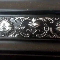 یک جفت پشتی|پشتی|اهواز, کوروش|دیوار