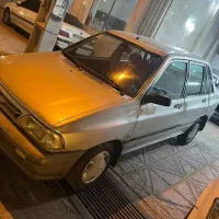 پراید مدل ۸۵ رنگ نقره‌ای