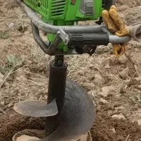 چاله کن نهال ۱۰