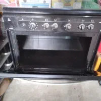 فروش اجاق گاز ۵شعله طرح فر.بسیار تمیز.کم کار.