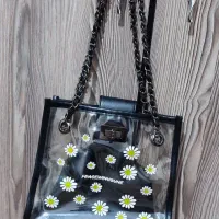 کیف|کیف، کفش، کمربند|چهارباغ, |دیوار