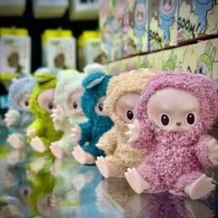 عروسک لبوبو زمستانی