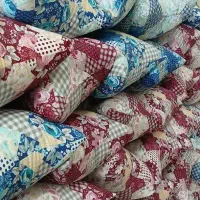 بالشت.|رختخواب، بالش، پتو|ملایر, |دیوار