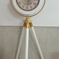 ساعت ایستاده