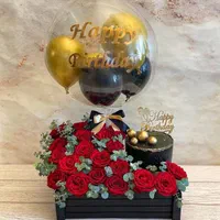 کیک تولد با گل برای خانم ها و آقایان از 1 ساله تا