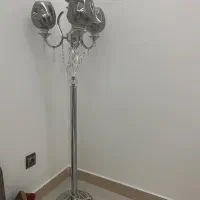 چراغ لوستر ایستاده