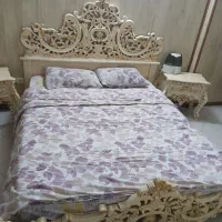 تخت خواب و اینه در اور|تخت و سرویس خواب|مشهد, کوه سنگی|دیوار