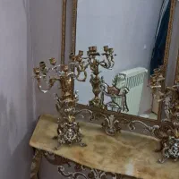 آیینه و شمع دان و میز پایه. قیمت ۲۵۰۰۰۰۰۰