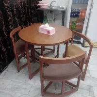 ۴ دست میز و صندلی چوبی مناسب مغازه|کافی‌شاپ و رستوران|ارومیه, |دیوار