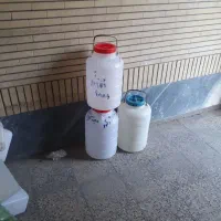 تعدادی قمقمه تمیز  شسته وسالم|ظروف نگهدارنده، پلاستیکی، یکبارمصرف|شهرکرد, |دیوار