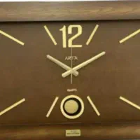 ساعت دیواری