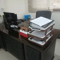 کارمند فروش