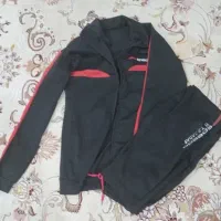 لباس و شلوار ورزشی