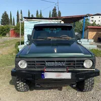 نیسان پاترول 4 در 6 سیلندر، مدل ۱۳۷۵