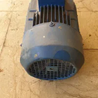 موتور 3000 3 هزار دور سه فاز 2 دو اسب hp زیمنس|ماشین‌آلات صنعتی|اصفهان, خلیل آباد|دیوار