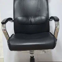 صندلی چرخ دار مدیریتی