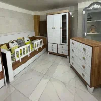 تخت و کمد نوزاد/مونتــاژ با دقتــ و ظـرافتــ بالا