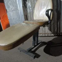 دوعددتخت ماساژ یک عدد صندلی اصلاح سالم|آرایشگاه و سالن‌های زیبایی|ری, ملک‌آباد|دیوار