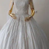 لباس عروس دنباله دارساتن