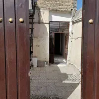 فروش ۱۰۰ متر در دو طبقه ویلایی حیاط ماشین رو
