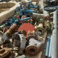 انواع شیرآلات برنجی استیلی لوستر اینه شمعدان برنجی|لوستر و چراغ آویز|مشهد, ملکآباد|دیوار