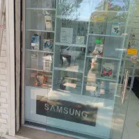 دو عدد ویترین ب فروش میرسد