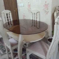 میز نهارخوری چهار صندلی