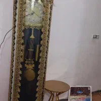 ساعت ایستاده برنجی با طاوس و جا کلیدی و گل برنجی