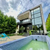 ویلاتریبلکس-استخر-رو-باز-290متر-در-لوکیشن-برند