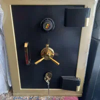 گاوصندوق آذر سیف