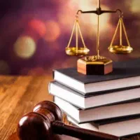 وکیل و انواع دادخواست و شکواییه حقوقی و کیفری