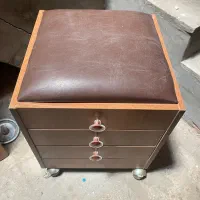 صندلی چرخ خیاطی