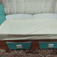 تخت و کمد جوان