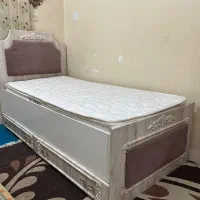 تخت و تشک