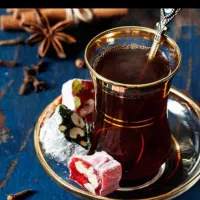 کیف دستیم گم شده هرکی پیدا کنه شرینیشو میدم