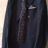 کت و شلوار و کراوات.