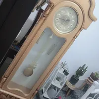ساعت پایه دار