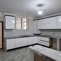 اجرای کابینت حرفه ای با طراحی و میکروسمنت