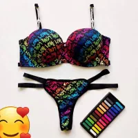 ست مرواریدی|لباس|قم, آزادگان|دیوار