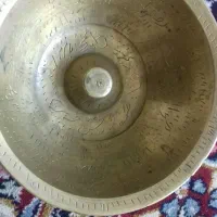 جام برنجی قدیمی کندهکاری شده قدمت 70سال