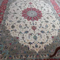 یک جفت فرش دستباف گل ابریشم کاشان