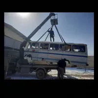 اجاره جرثقیل خاور( تخلیه بارگیری حمل وجابه جایی)|خدمات حمل و نقل|کرمانشاه, |دیوار