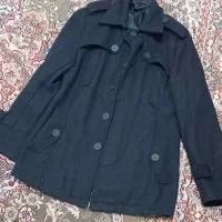 یک عدد کت لی مشکی وپالتوی مشکی نو پسرانه