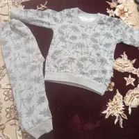 مقداری لباس کودک