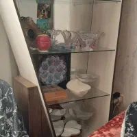 یک عدد بوفه یک عدد میز تلویزیون و میزکامپیوتر