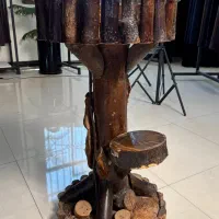 میز چوبی