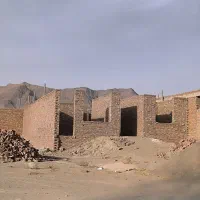 خانه نیم ساخت